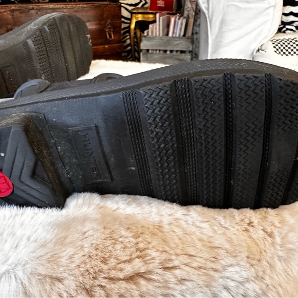 Hunter Matte Black Chelsea Boots - Picture 5 of 5